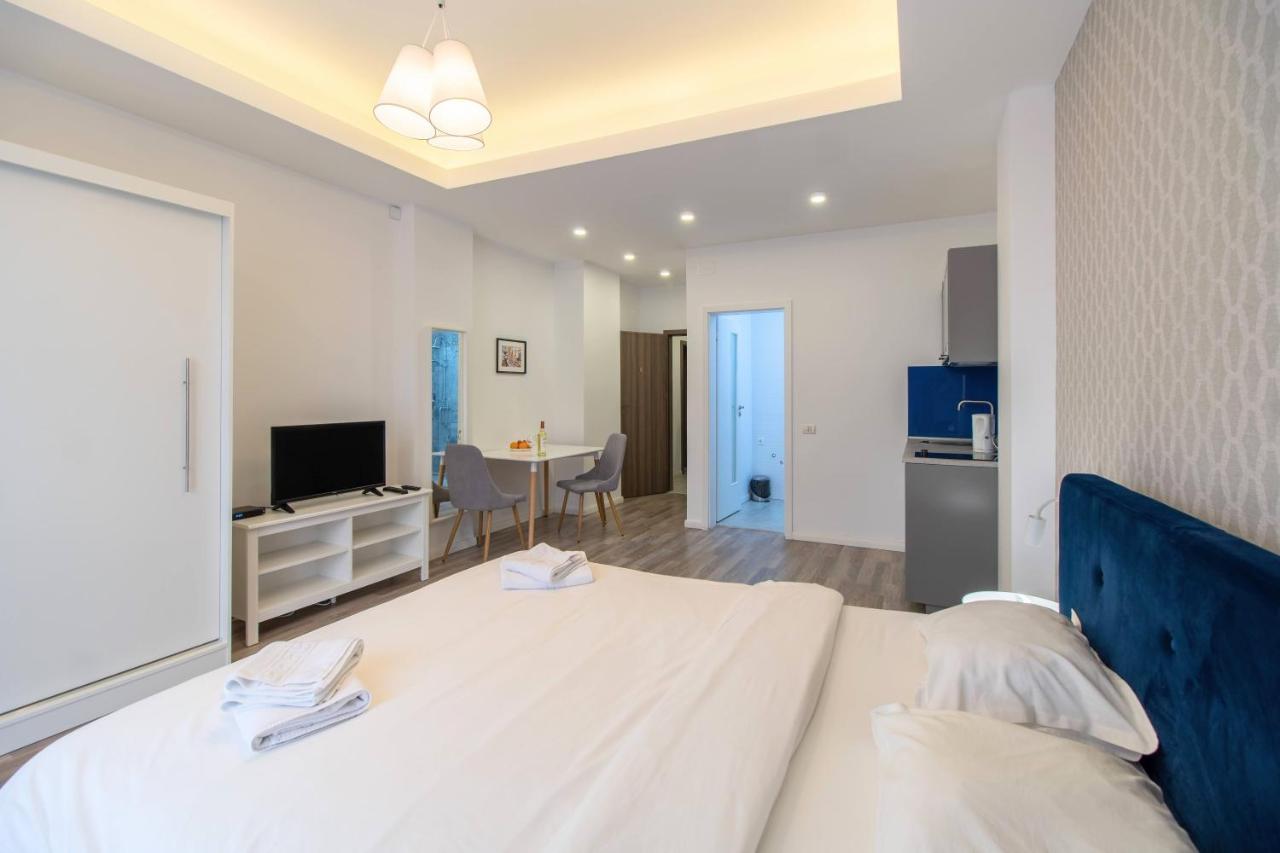 City Center Premium Apartments 2 Bucureşti Ngoại thất bức ảnh