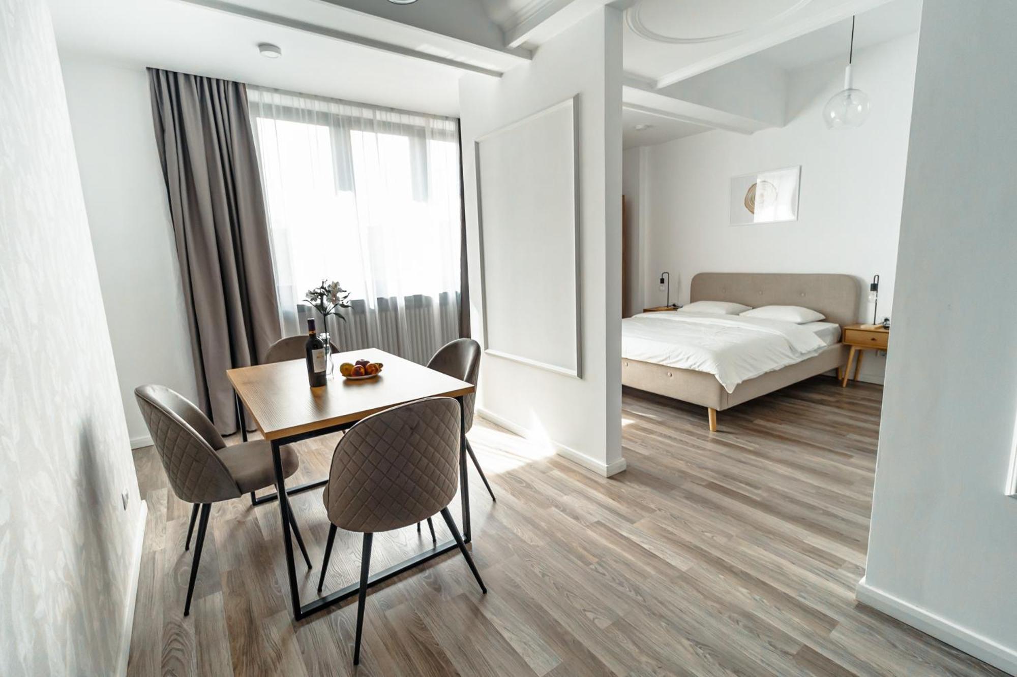 City Center Premium Apartments 2 Bucureşti Ngoại thất bức ảnh